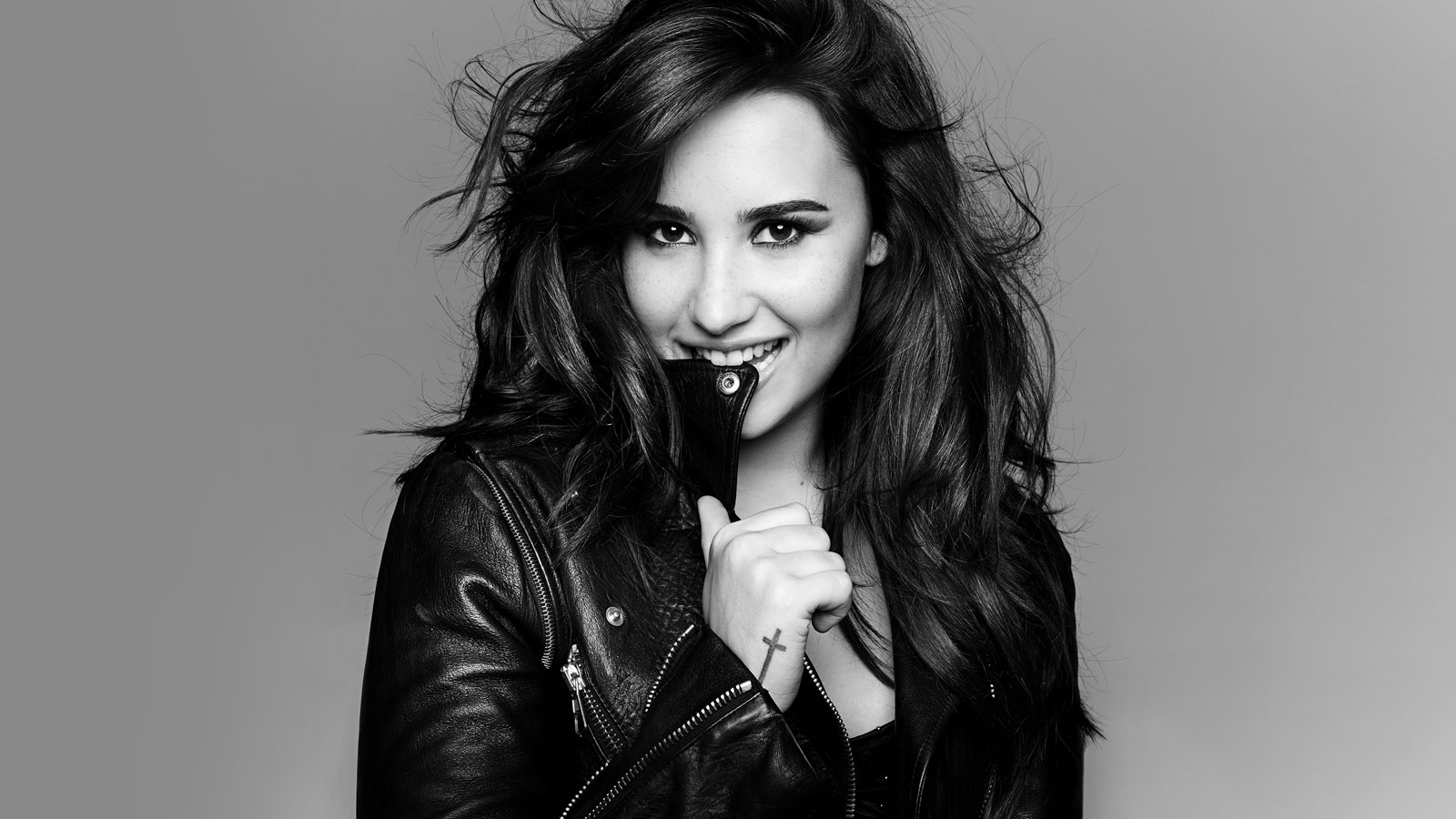 demi_lovato_press4